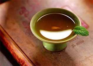 佛典中的杰出女中丈夫——以根本说一切有部毗那耶广律为主