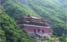 辽宁龙峰寺佛舍利塔介绍